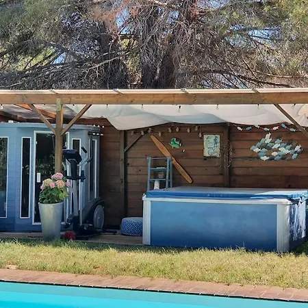 Le Cabanon Piscine Jacuzzi Sauna Paillote Apartmán